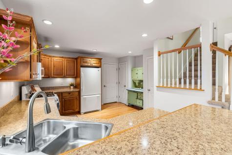 9 Roseberry Lane Kittery ME 03904