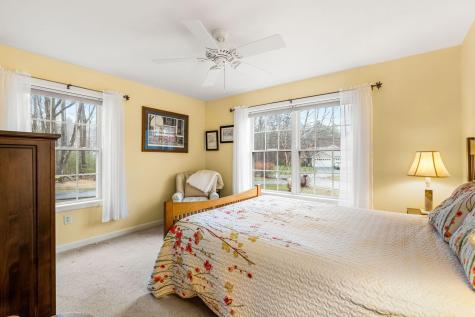 9 Roseberry Lane Kittery ME 03904