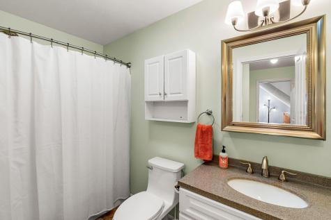 9 Roseberry Lane Kittery ME 03904