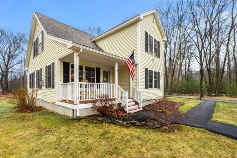 9 Roseberry Lane Kittery ME 03904