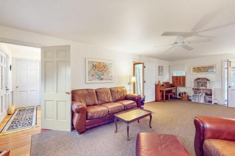106 Lindsay Road York ME 03909