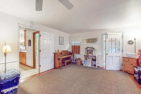 106 Lindsay Road York ME 03909