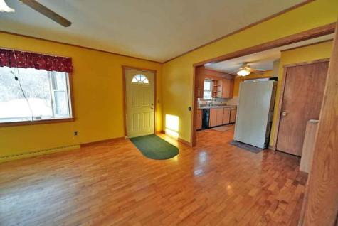 20 Cleaves Street Crystal ME 04747