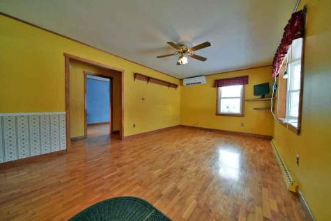 20 Cleaves Street Crystal ME 04747