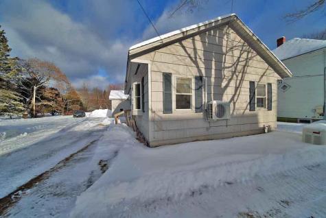 20 Cleaves Street Crystal ME 04747