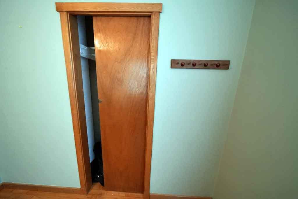 20 Cleaves Street Crystal ME 04747