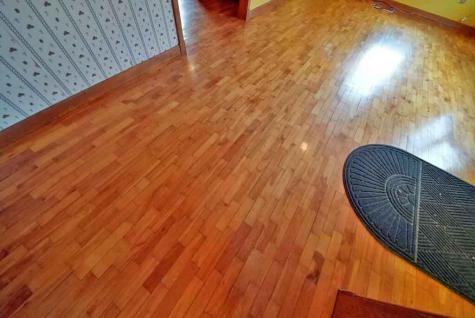 20 Cleaves Street Crystal ME 04747