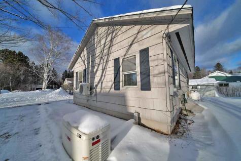 20 Cleaves Street Crystal ME 04747