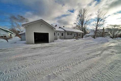 20 Cleaves Street Crystal ME 04747