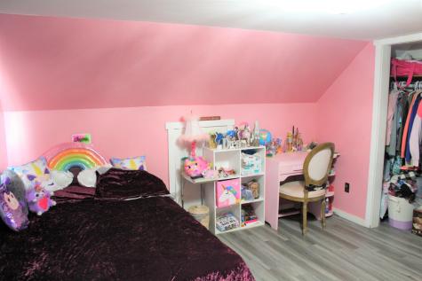1087 Hallowell Litchfield Road West Gardiner ME 04345