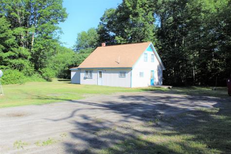 1087 Hallowell Litchfield Road West Gardiner ME 04345