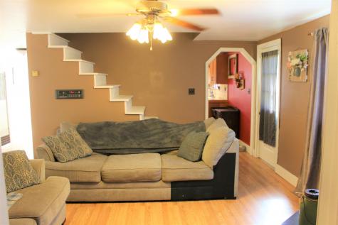 1087 Hallowell Litchfield Road West Gardiner ME 04345
