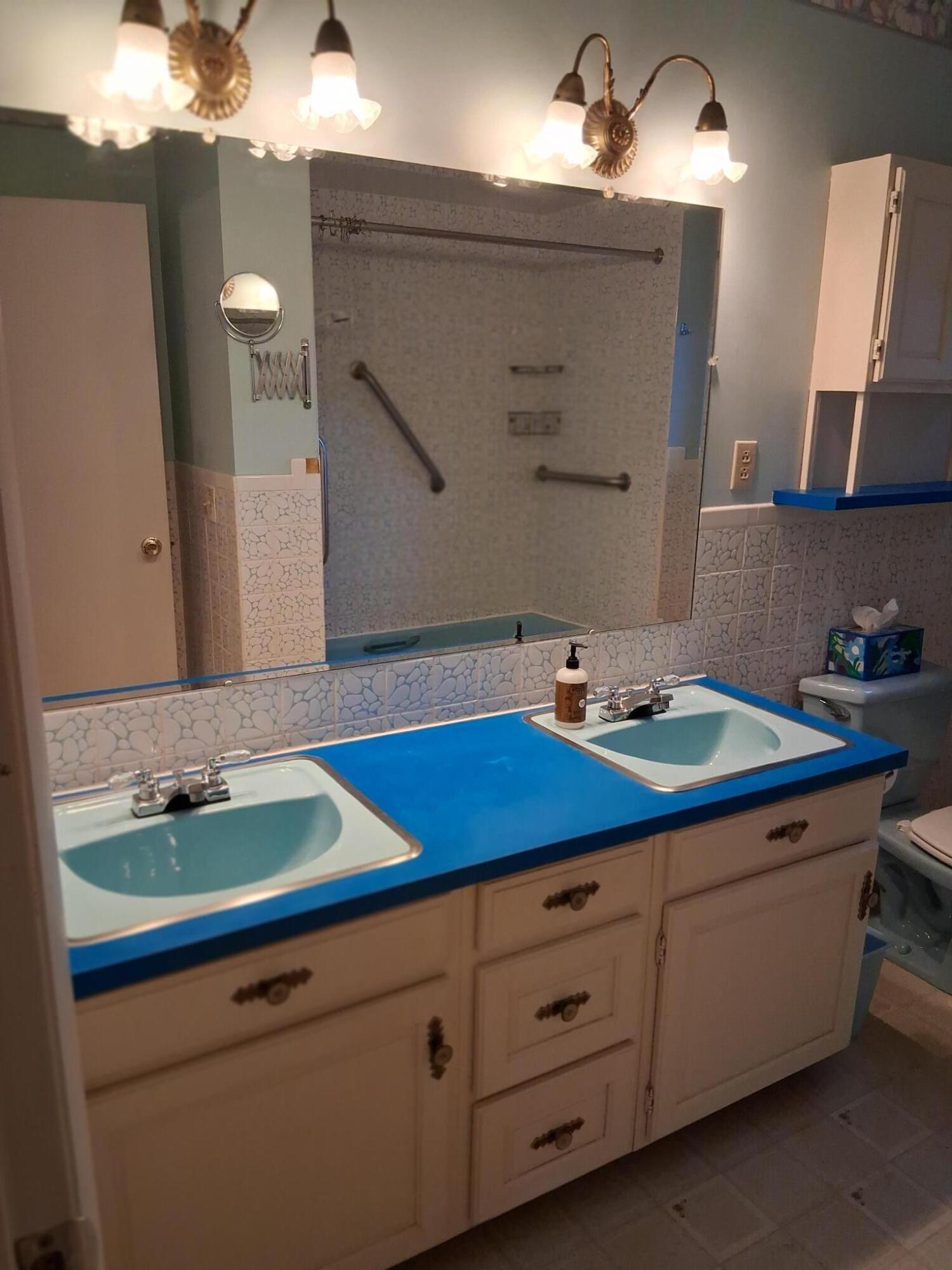 113 Oakland Road Fairfield ME 04937