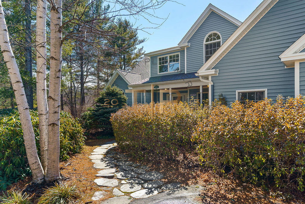 17 Clam Cove Drive Rockport ME 04856