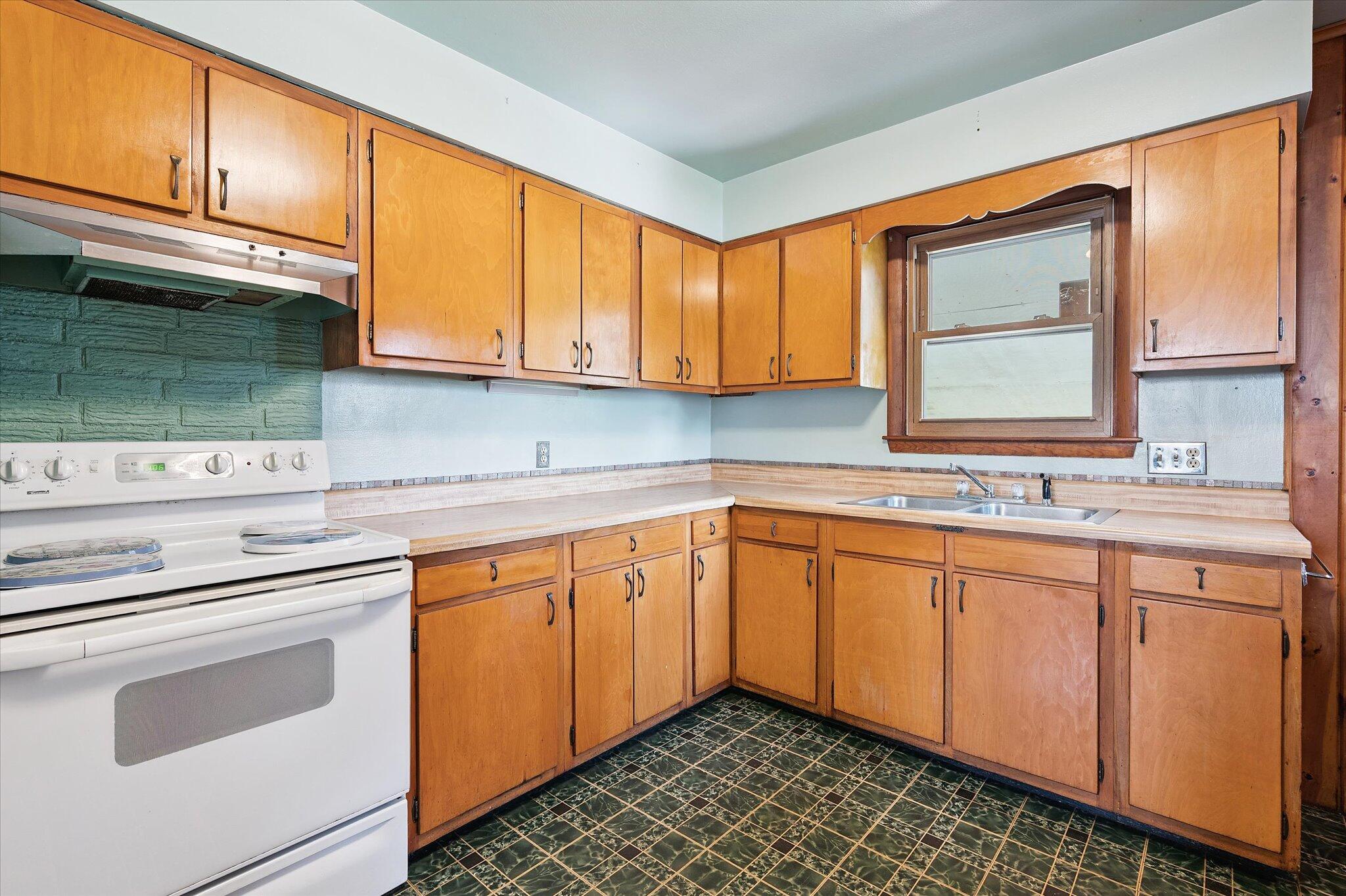 44 Chapman Street Brewer ME 04412