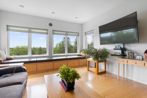 197 N Shore Road North Haven ME 04853