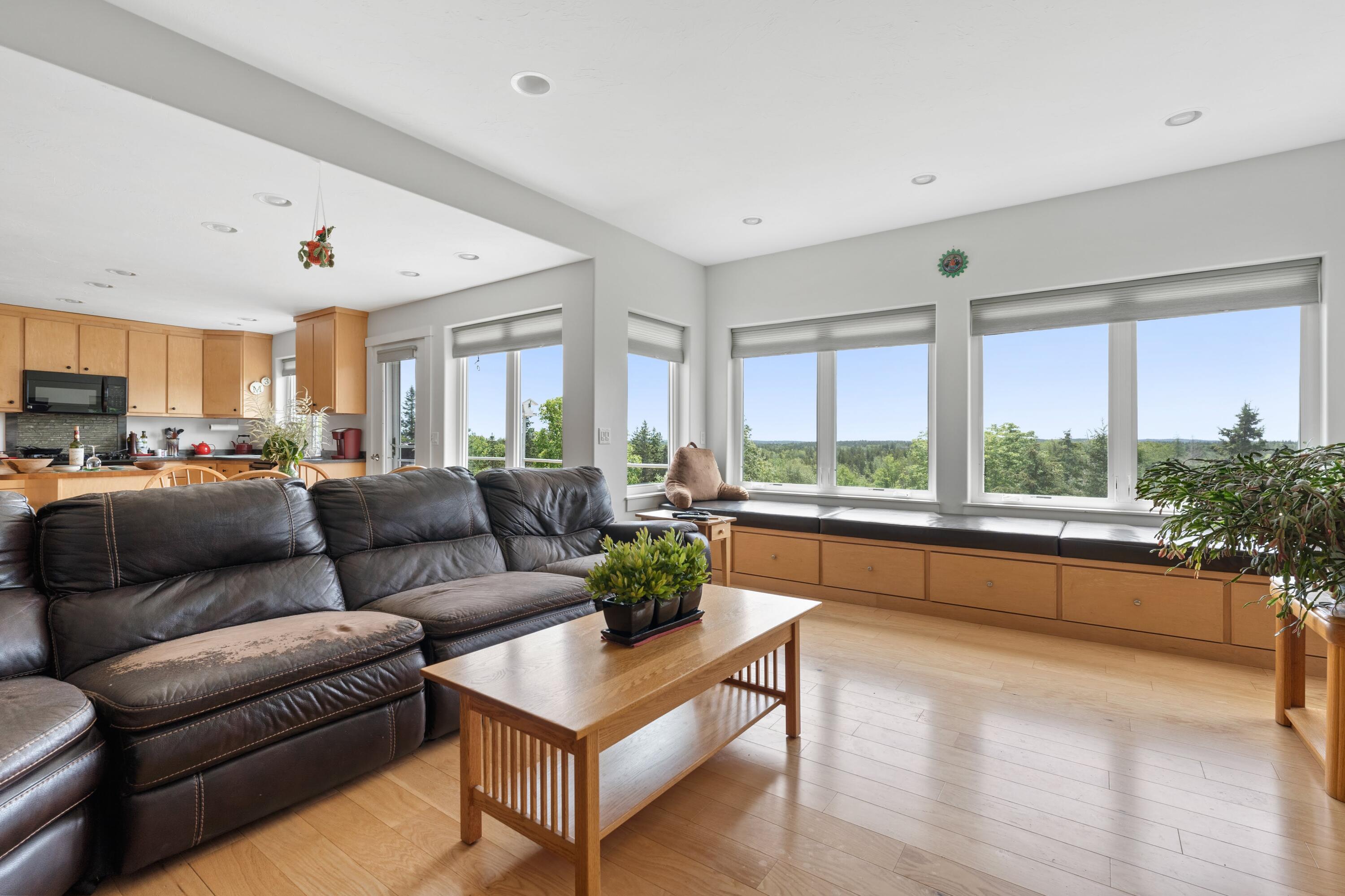 197 N Shore Road North Haven ME 04853