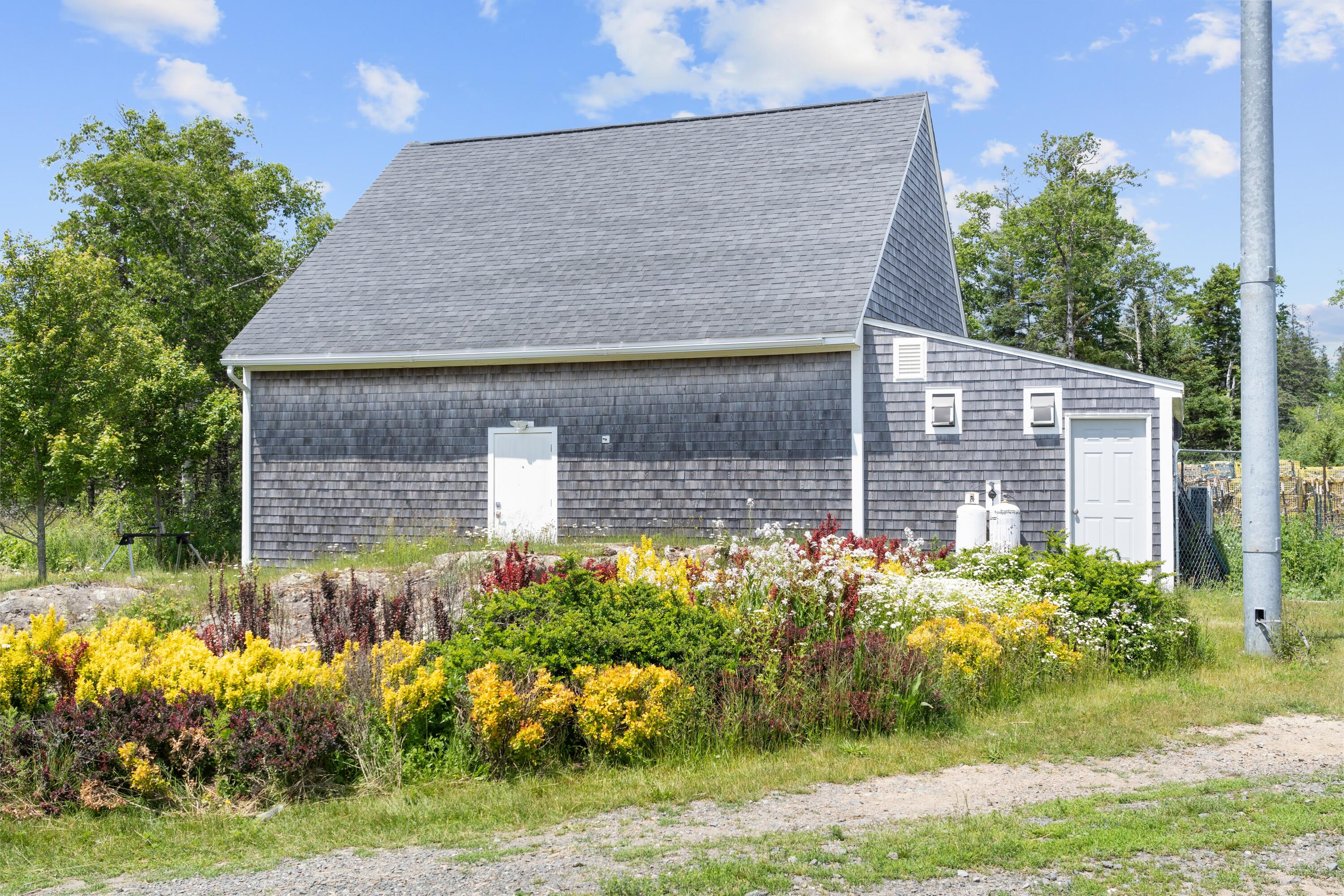 197 N Shore Road North Haven ME 04853