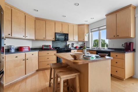 197 N Shore Road North Haven ME 04853