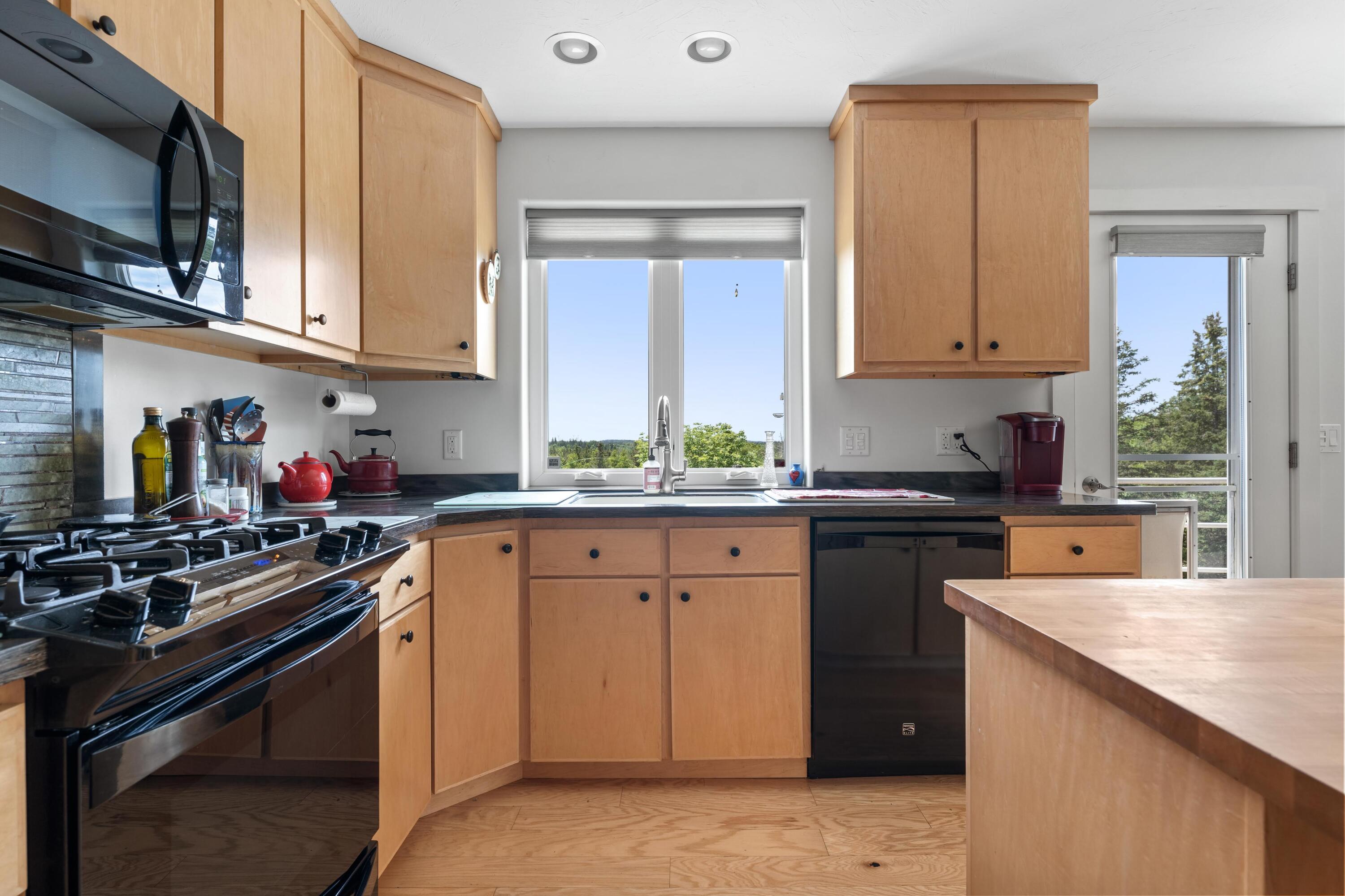 197 N Shore Road North Haven ME 04853