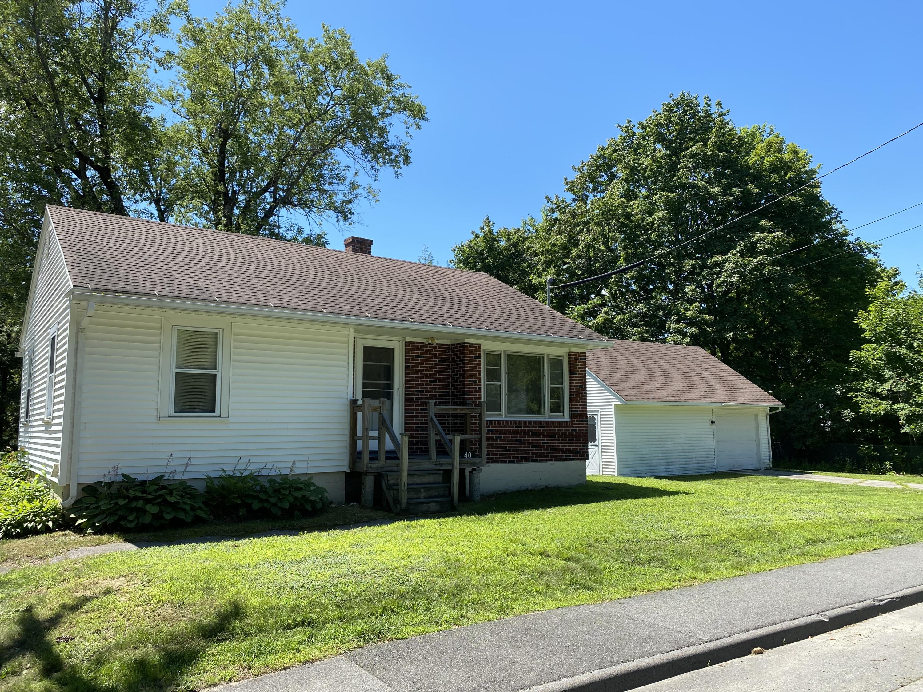 40 Davenport Street Augusta ME 04330