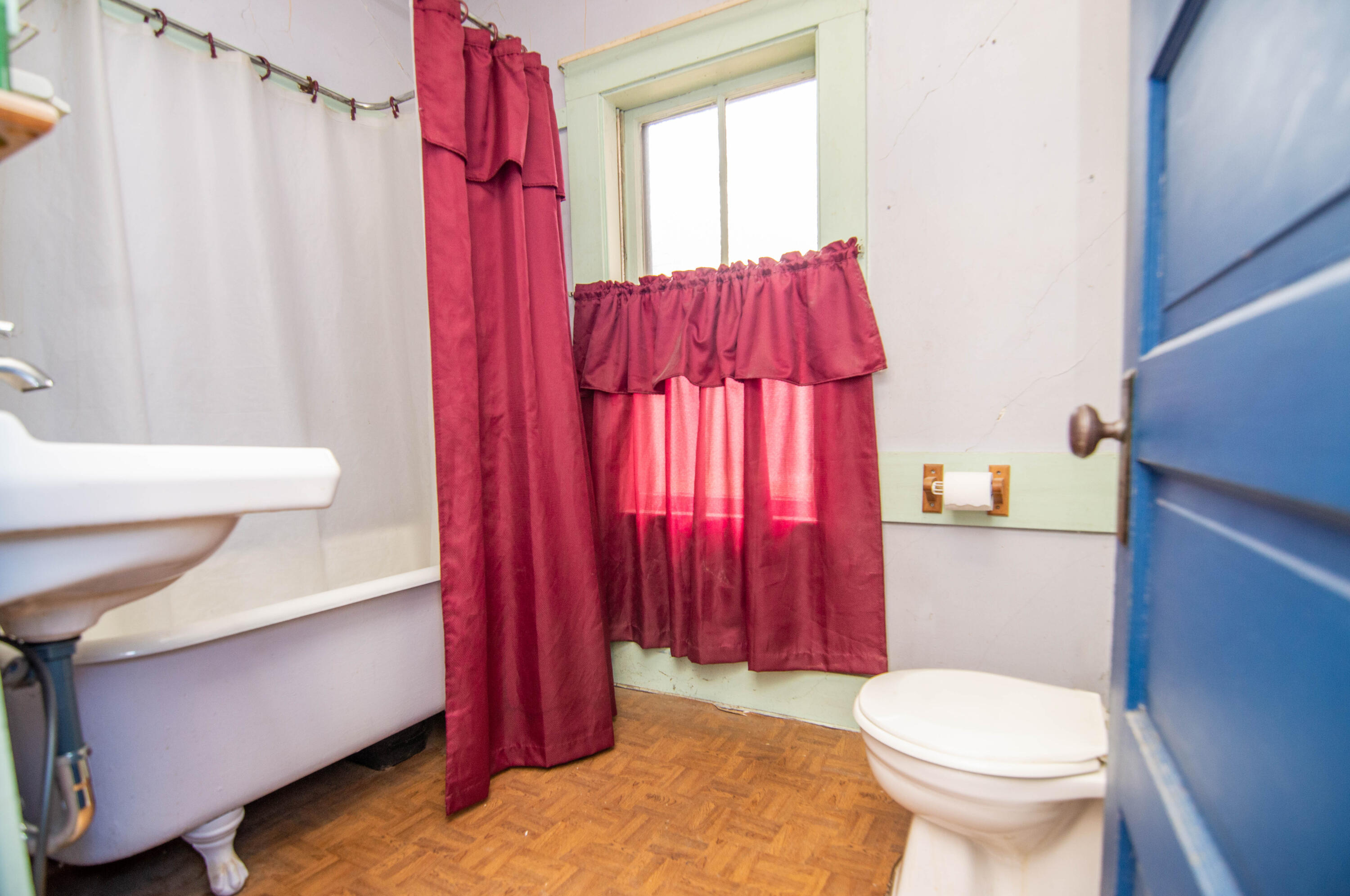 27 Reservoir Avenue Lewiston ME 04240