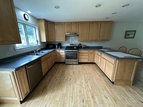 15 Cooley Lane Ogunquit ME 03907