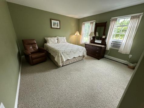 15 Cooley Lane Ogunquit ME 03907