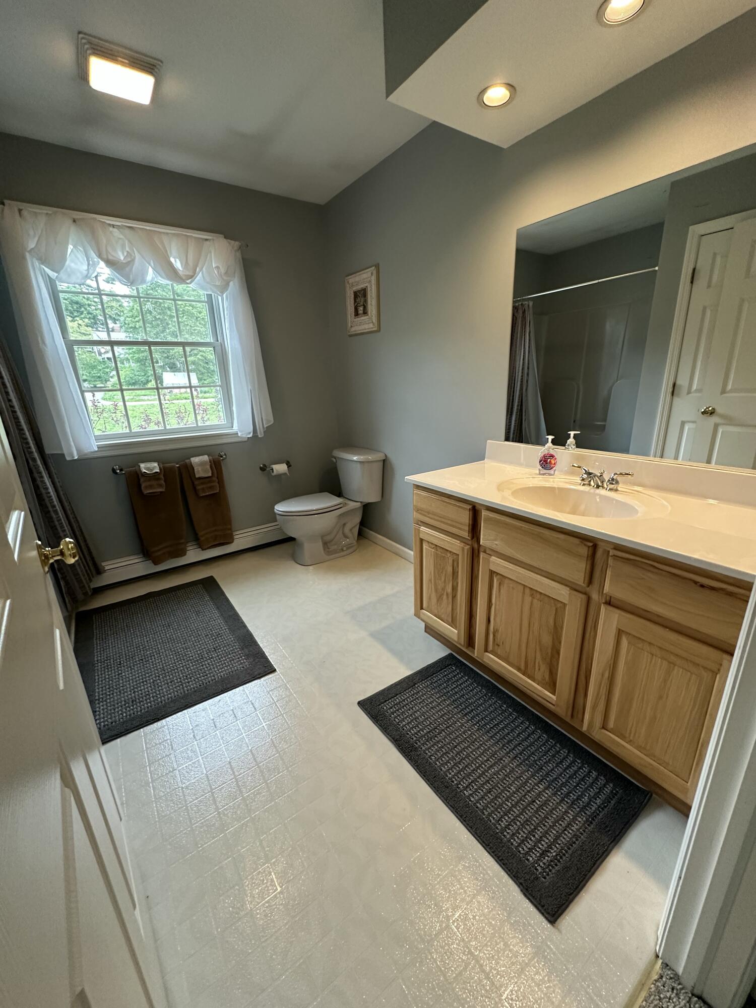 15 Cooley Lane Ogunquit ME 03907