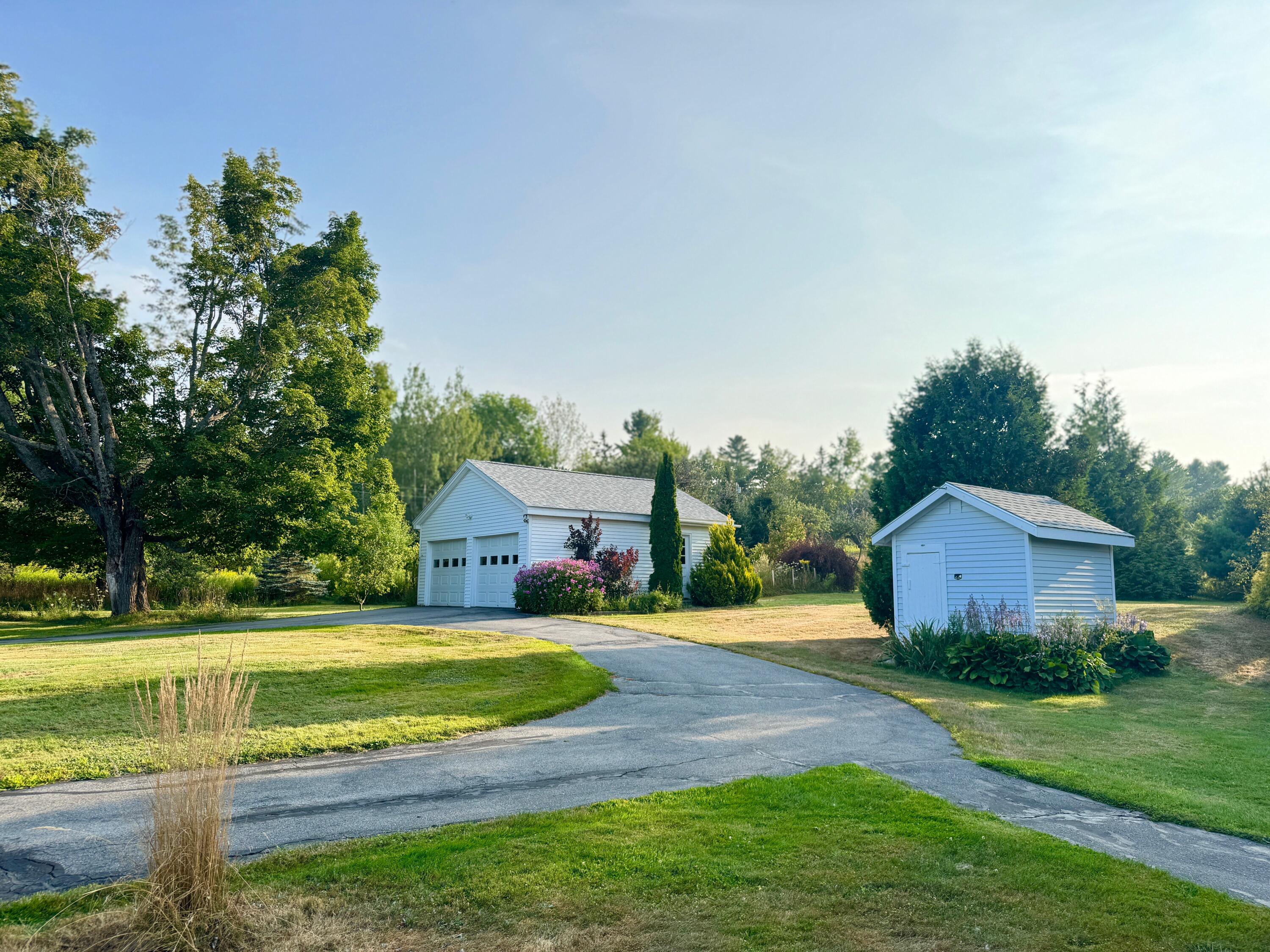 1261 Dexter Road Dover-foxcroft ME 04426