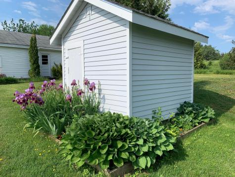 1261 Dexter Road Dover-foxcroft ME 04426