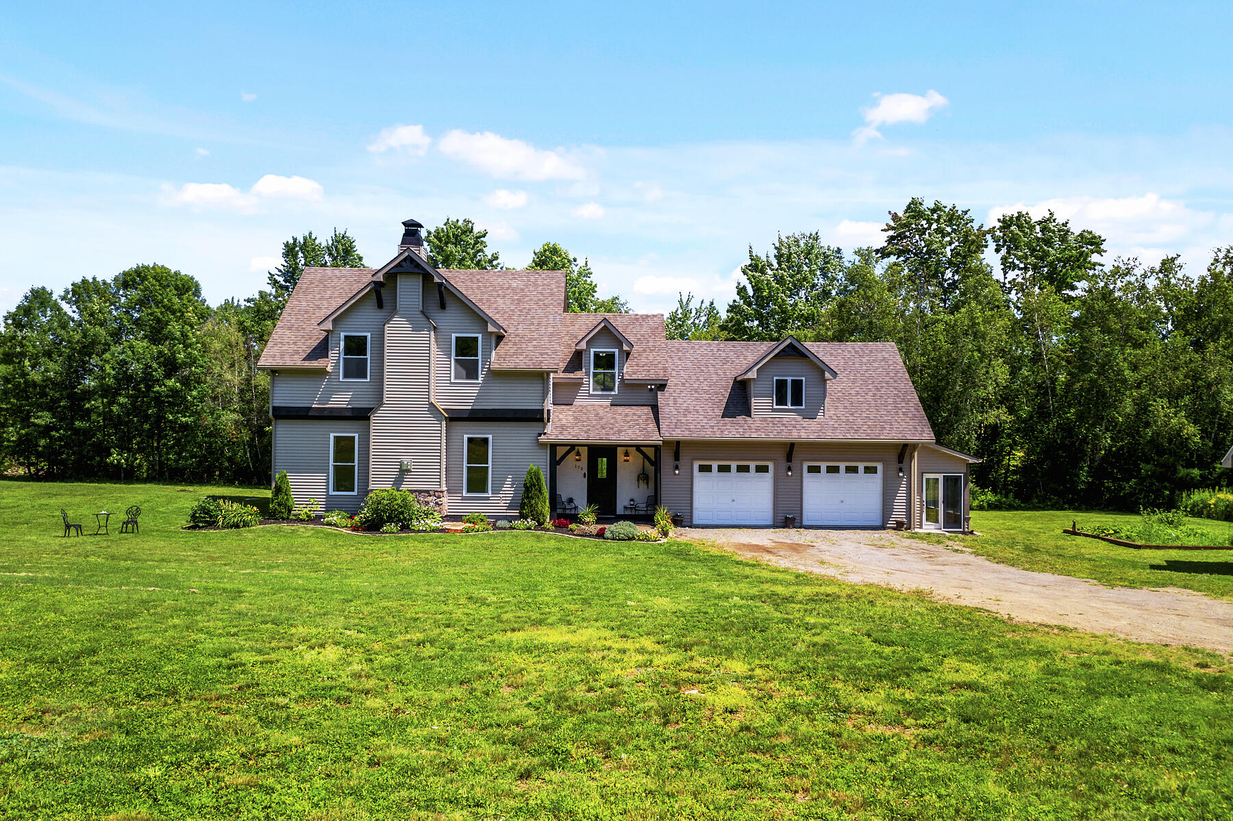 173 Dixon Road Clinton ME 04927