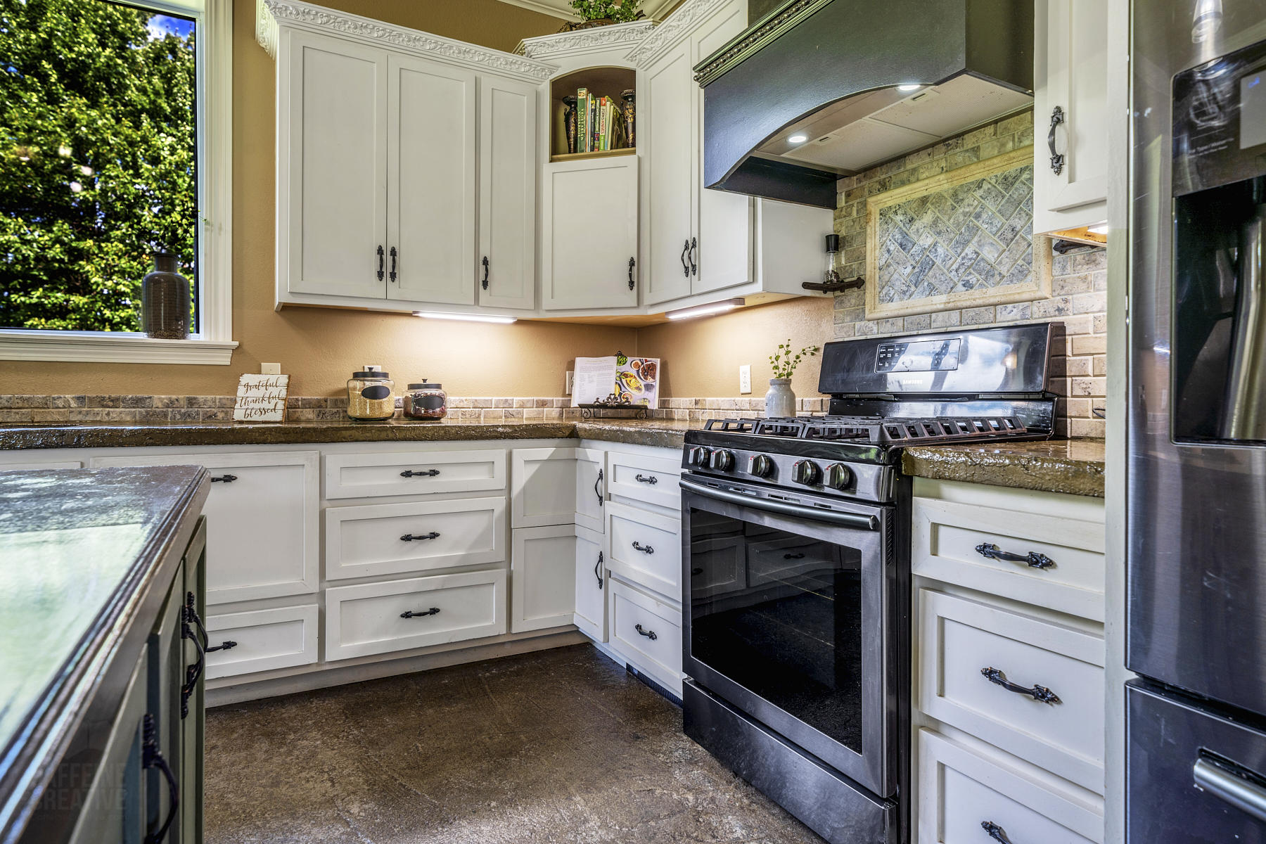 173 Dixon Road Clinton ME 04927
