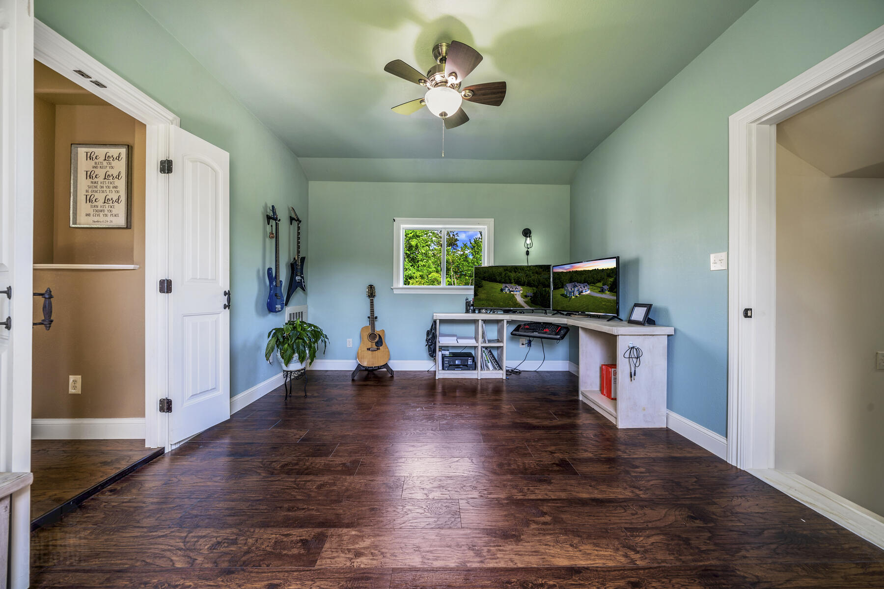 173 Dixon Road Clinton ME 04927