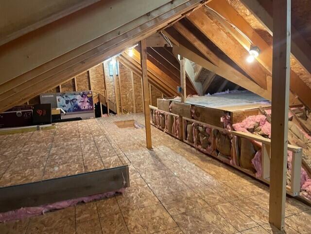 173 Dixon Road Clinton ME 04927