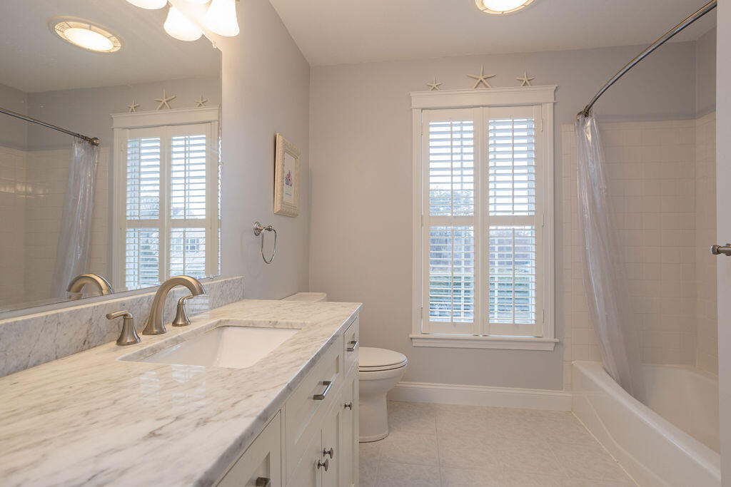 28 Fort Hill Avenue Extension York ME 03909