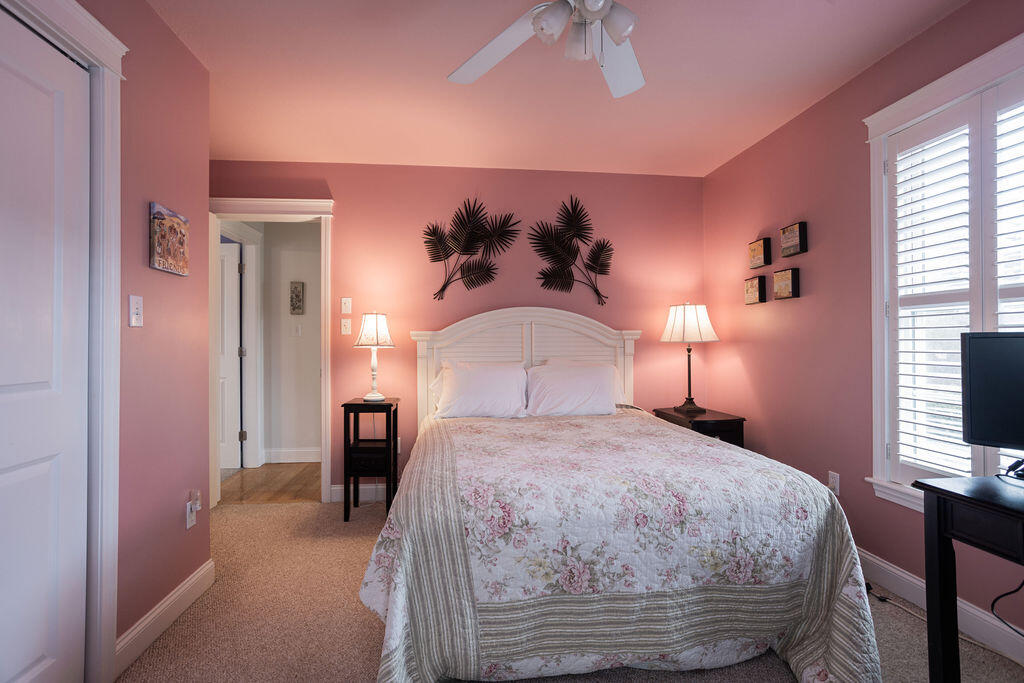 28 Fort Hill Avenue Extension York ME 03909