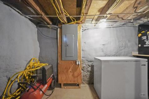 4028 Broadway Kenduskeag ME 04450