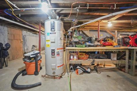 4028 Broadway Kenduskeag ME 04450