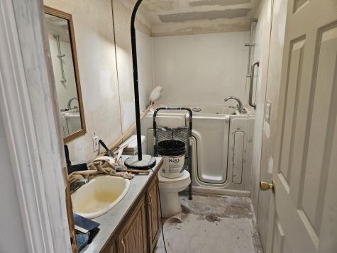 272 N Guilford Road Monson ME 04464
