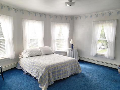 41 Fern Street Auburn ME 04210