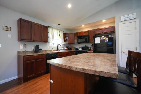 5 Deer Run Lane Kenduskeag ME 04450