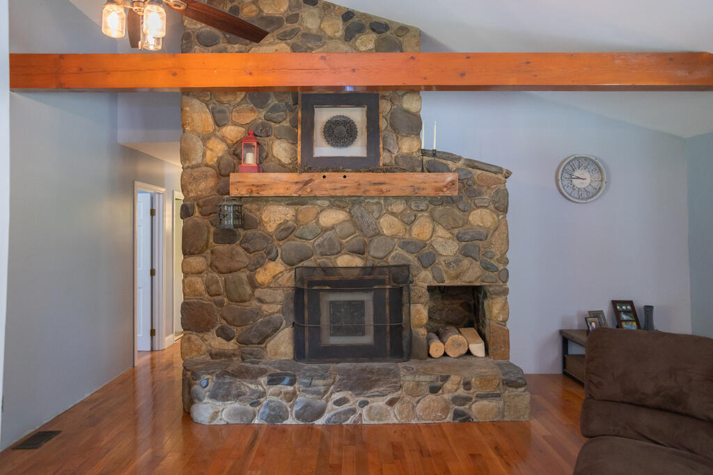 127 George Thomas Road Chesterville ME 04938