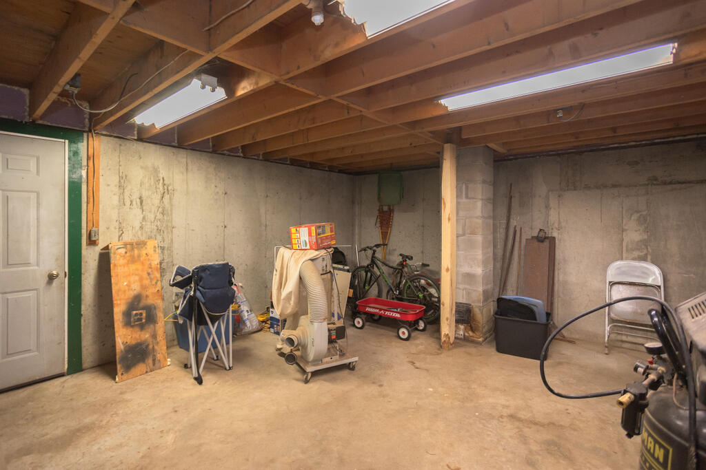 127 George Thomas Road Chesterville ME 04938