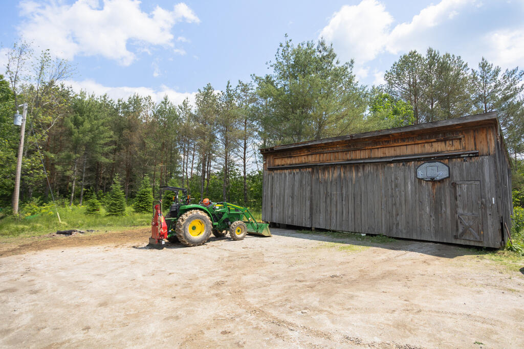 127 George Thomas Road Chesterville ME 04938