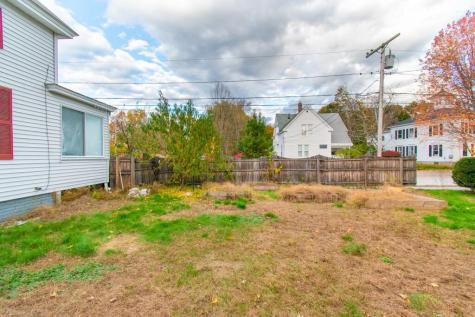 184 Whitney Street Auburn ME 04210