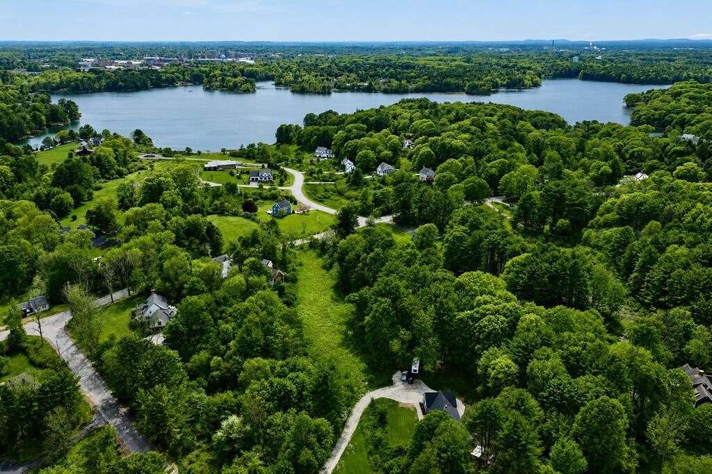 3 Bartlett Road Kittery ME 03905
