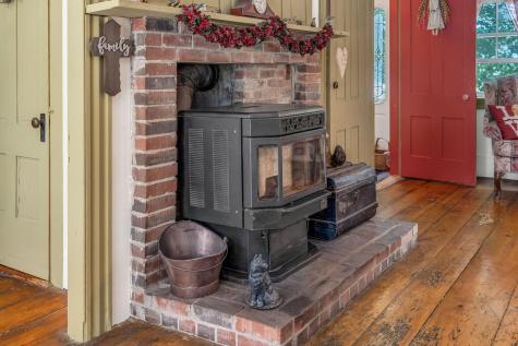 546 Webber Pond Road Vassalboro ME 04989