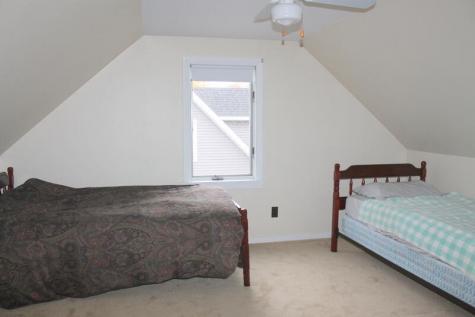 8 Smith Street Lewiston ME 04240