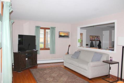 8 Smith Street Lewiston ME 04240